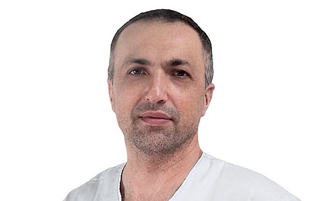 Исламов Ровшан Надирович